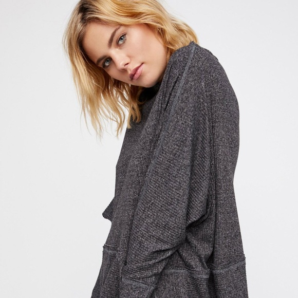 NEW Free People Gray Londontown Thermal Top Shirt - Picture 2 of 3